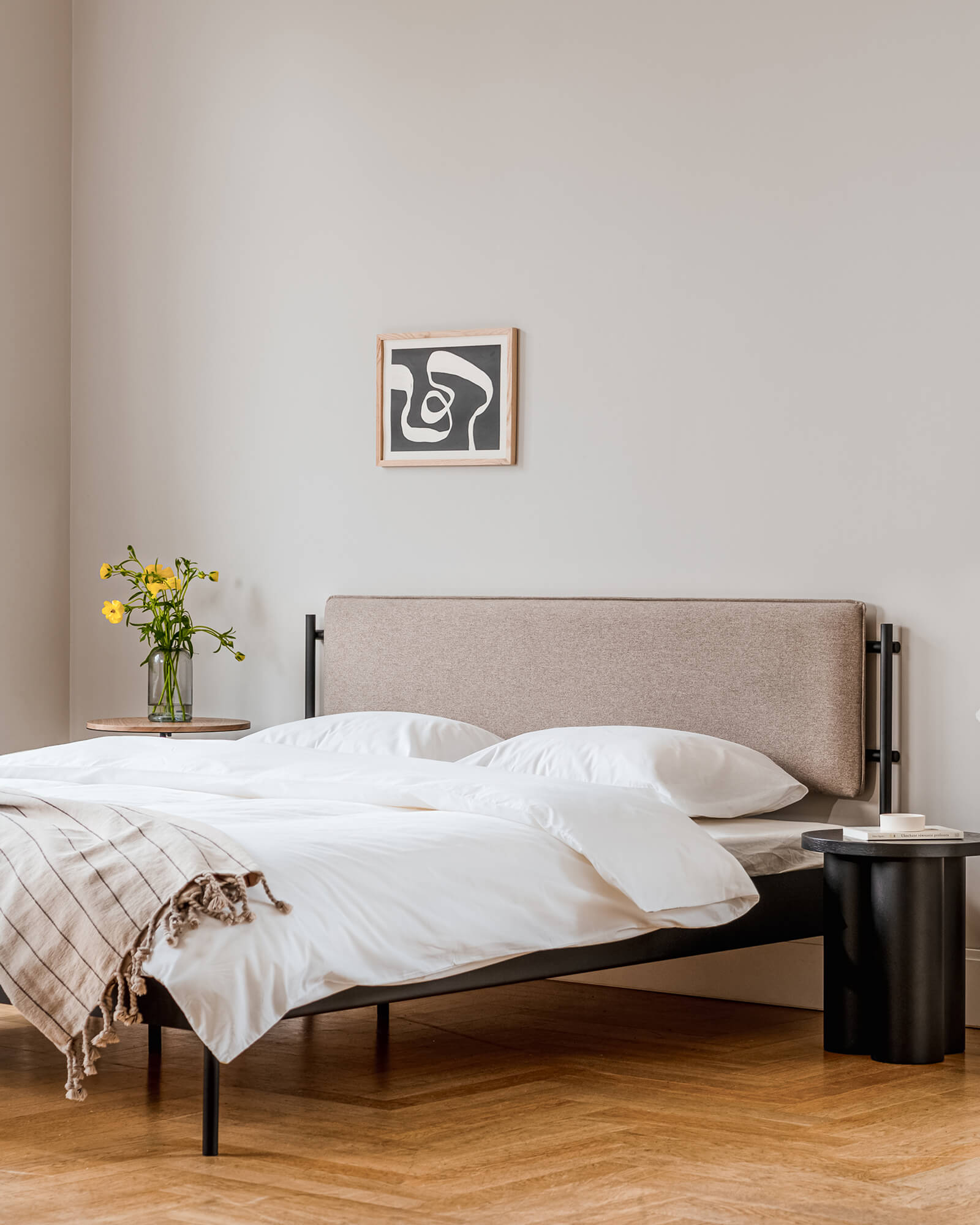 Eton Bed Basic Black
