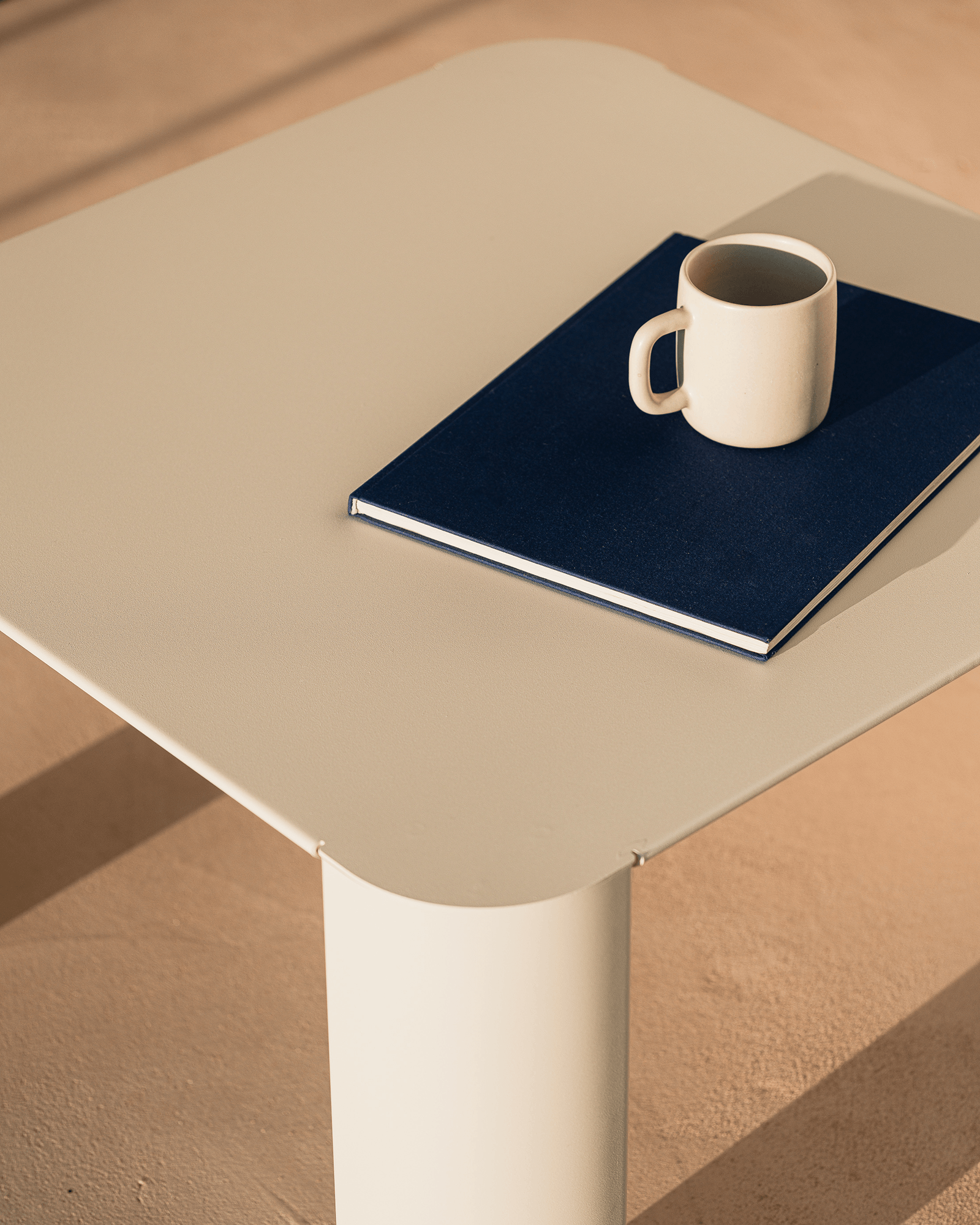 Fli Outdoor Coffee Table