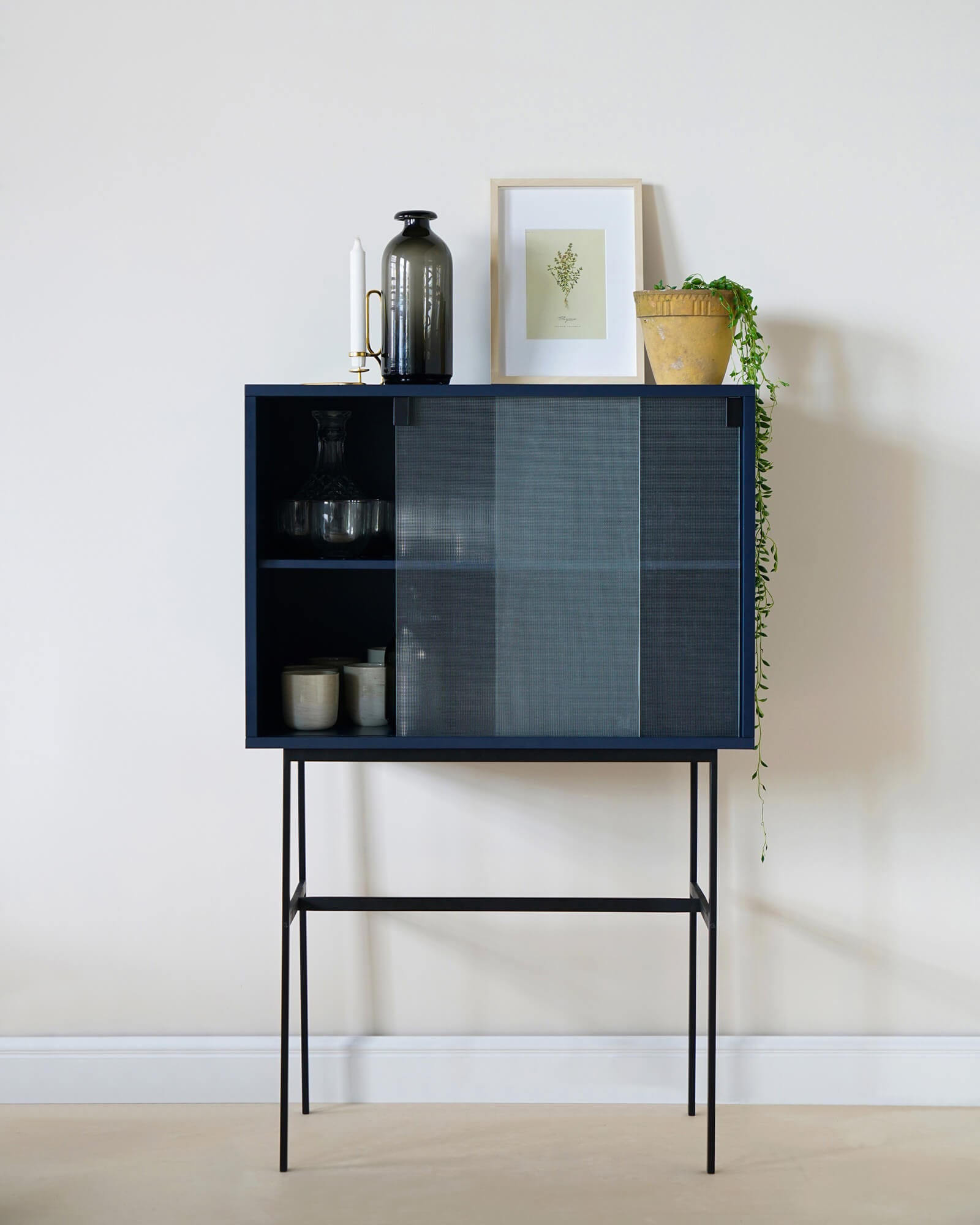 Lekko Cabinet