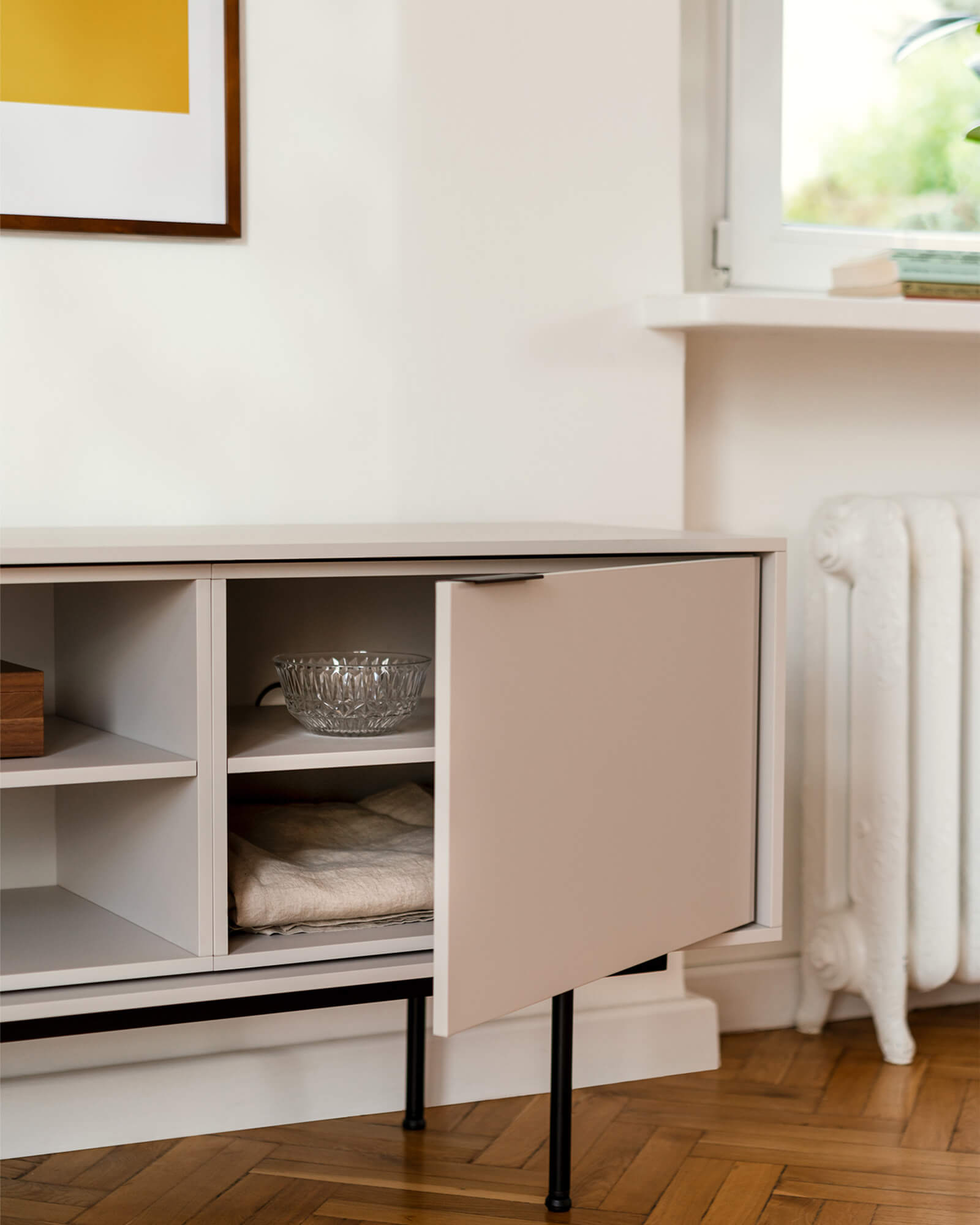 Mod TV Stand