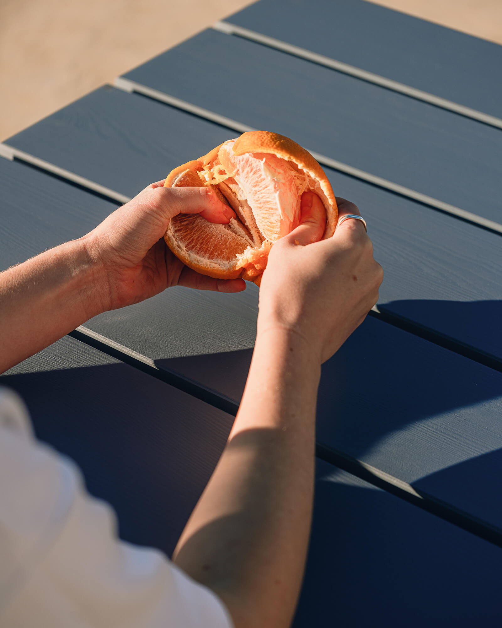 Navo Table - 140 x 77 cm