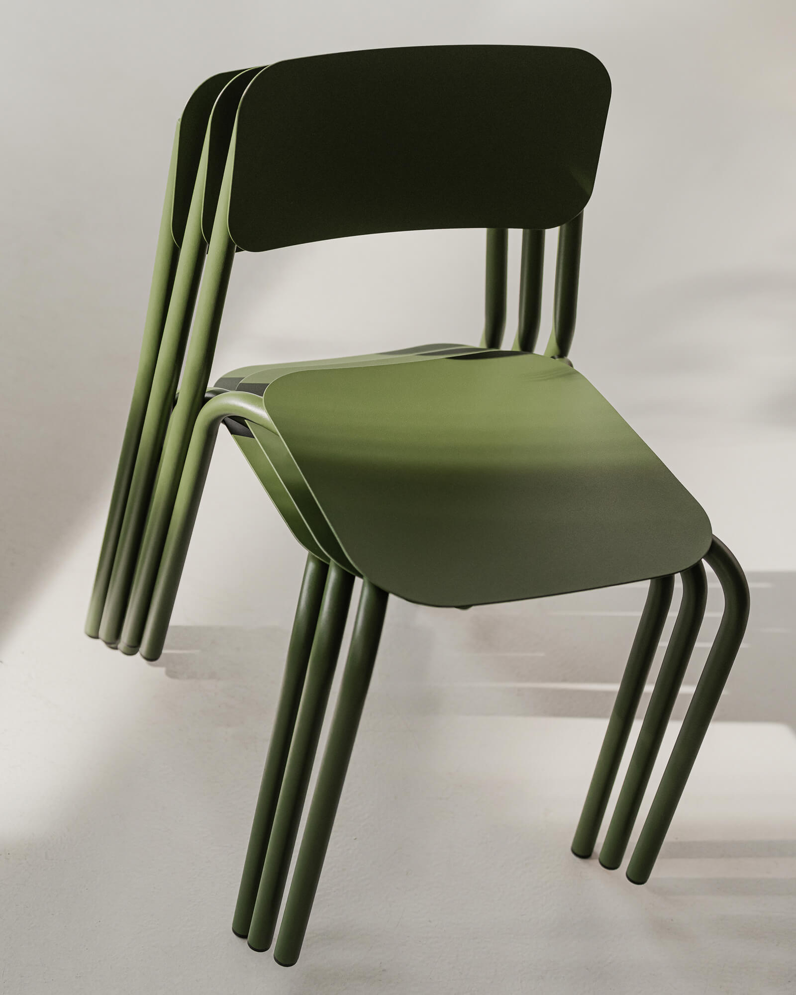 Nokk Cafe Table & 2x Kei Chair Bundle