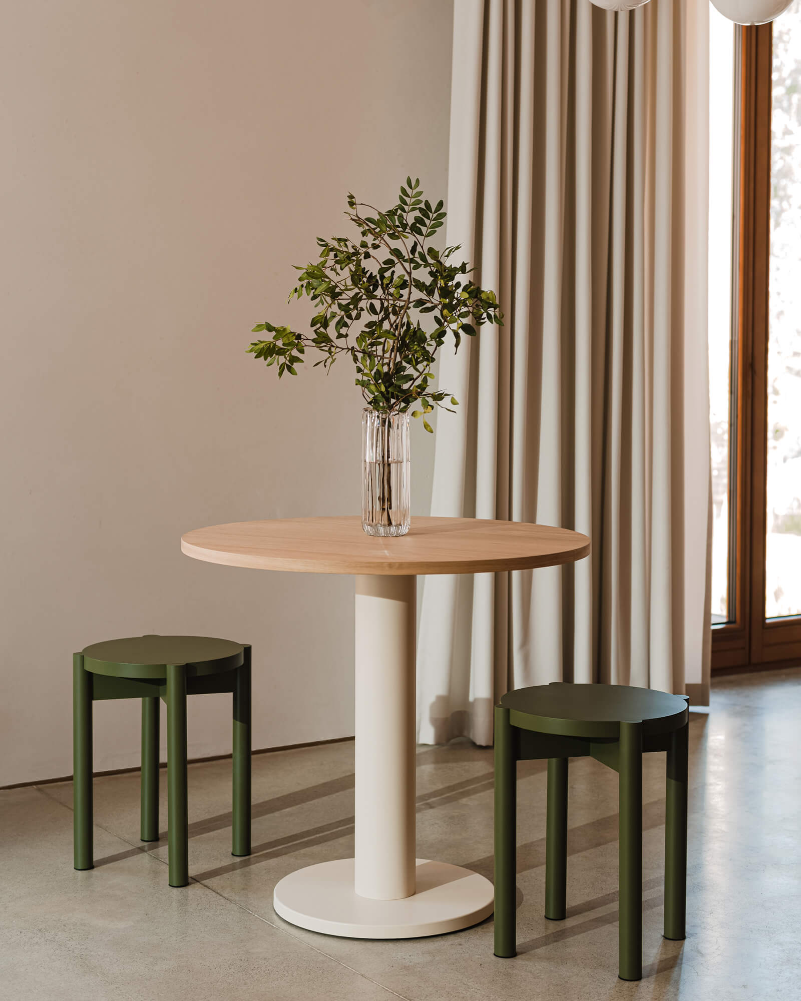Sool Café Table - 80 cm
