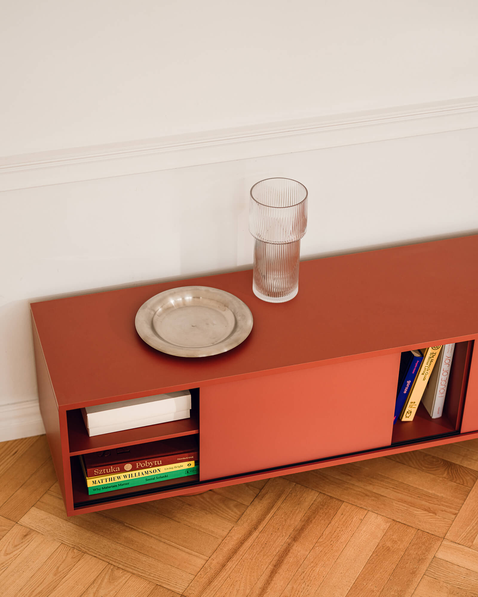 Taro TV Stand