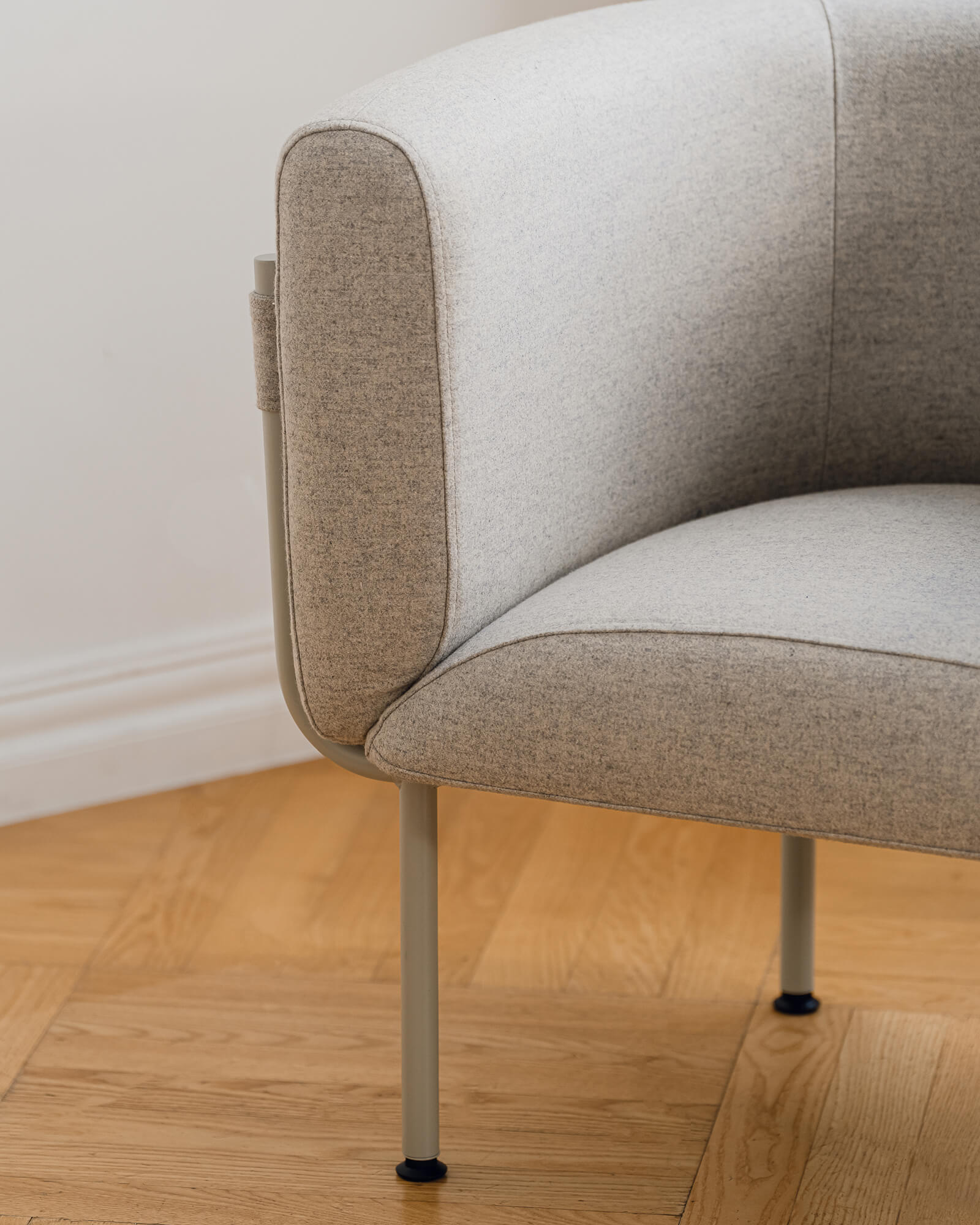 Ubi Mini Armchair