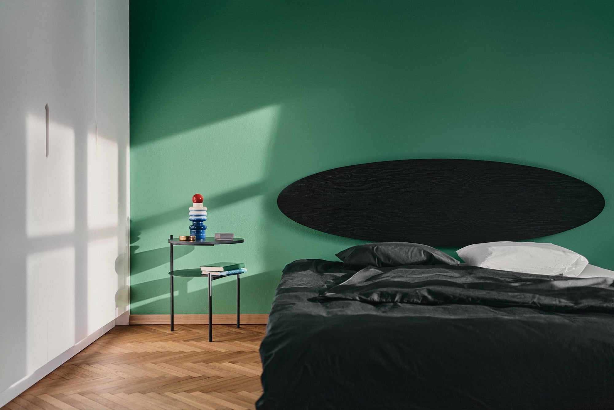 The unity of opposites - Warsaw apartment arranged by Unicreations Studio