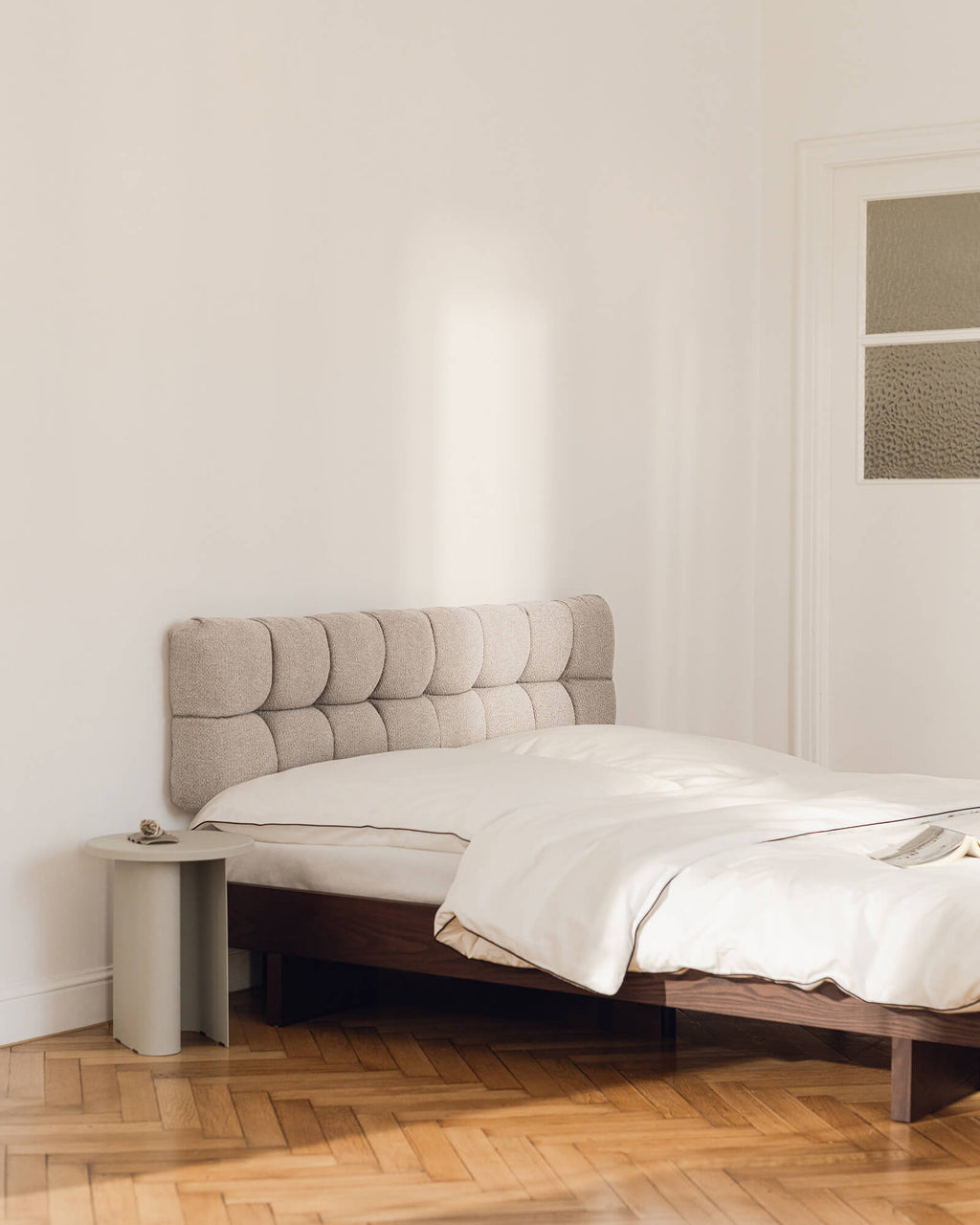 Bolbi Headboard