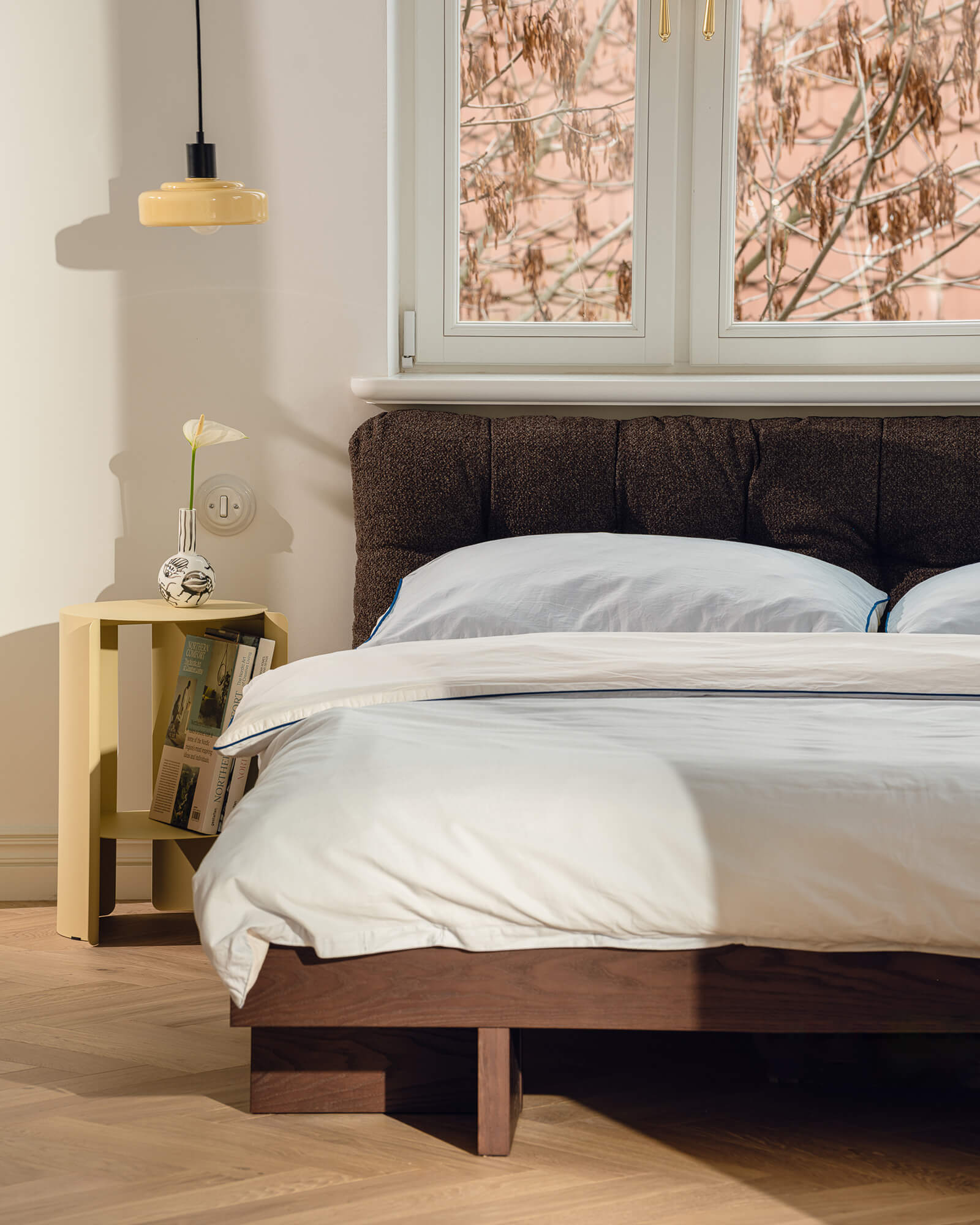 Bolbi Headboard