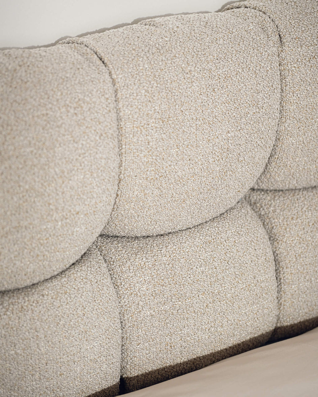 Bolbi Headboard