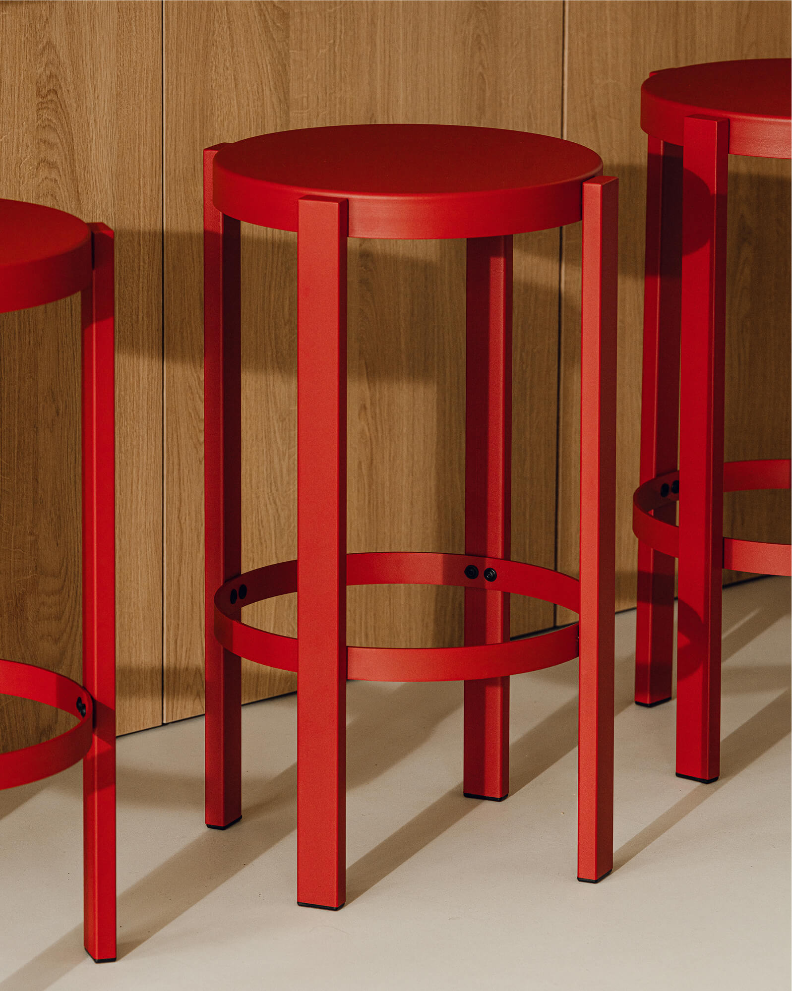 Doon Bar Stool - low