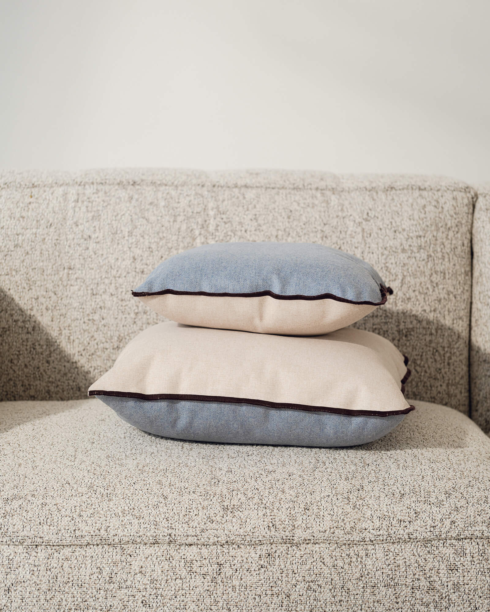 Dvu Cushion Cover - 50 x 50 cm