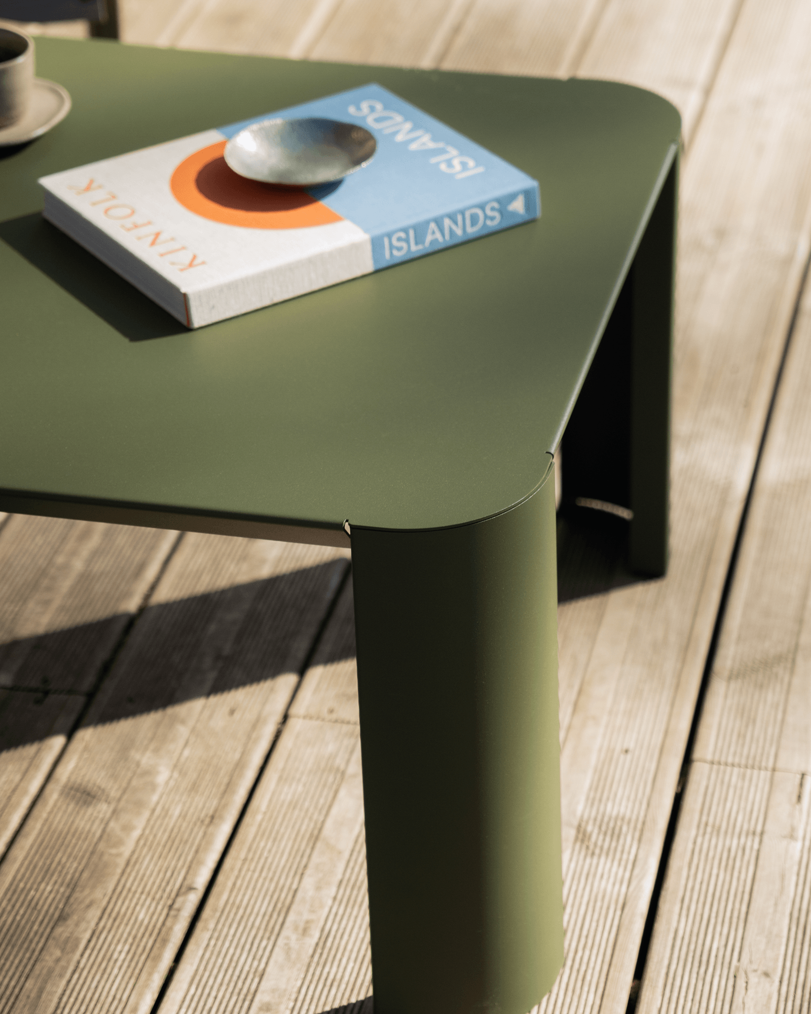 Fli Outdoor Coffee Table