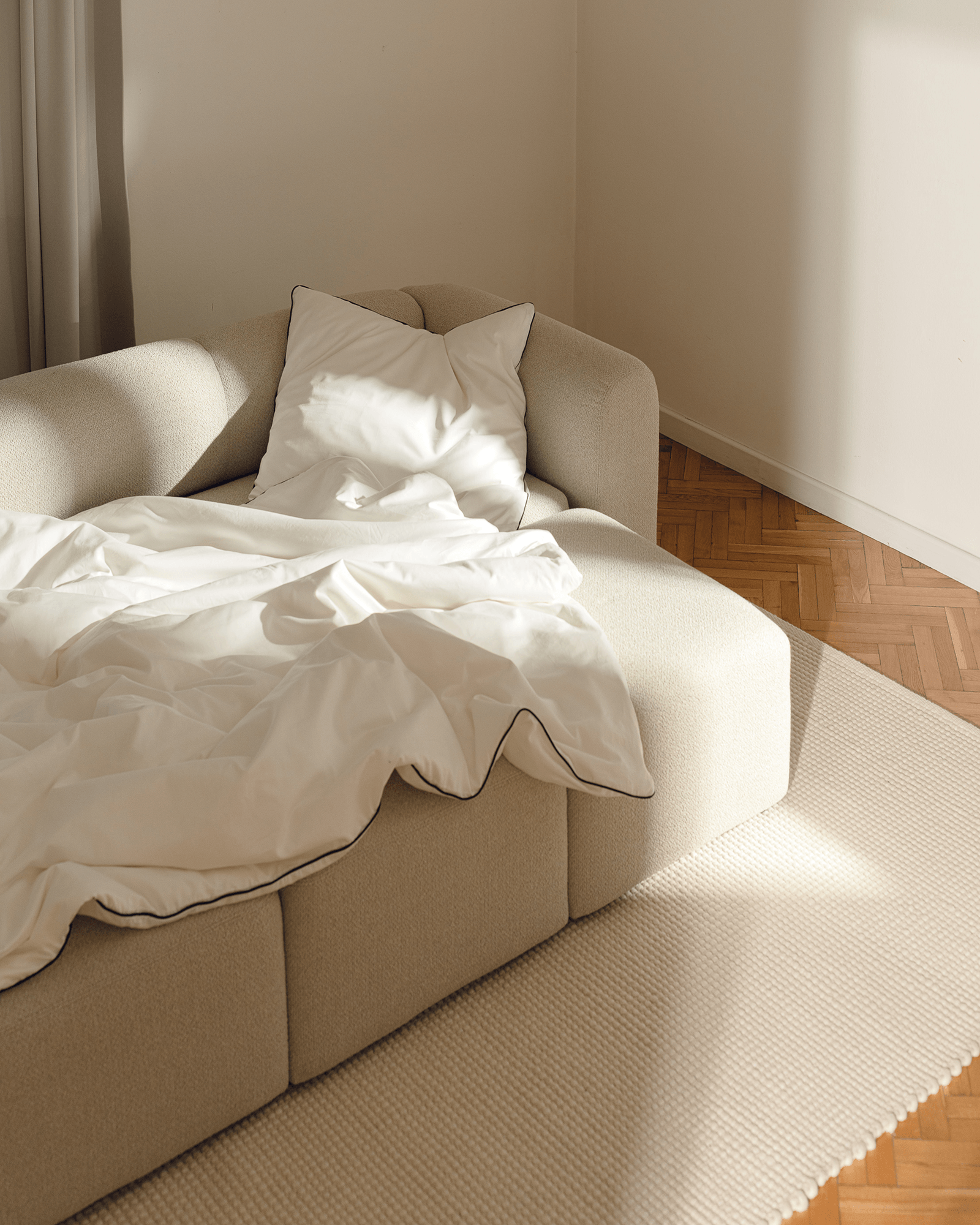 Flom Sofa Bed 3-seater