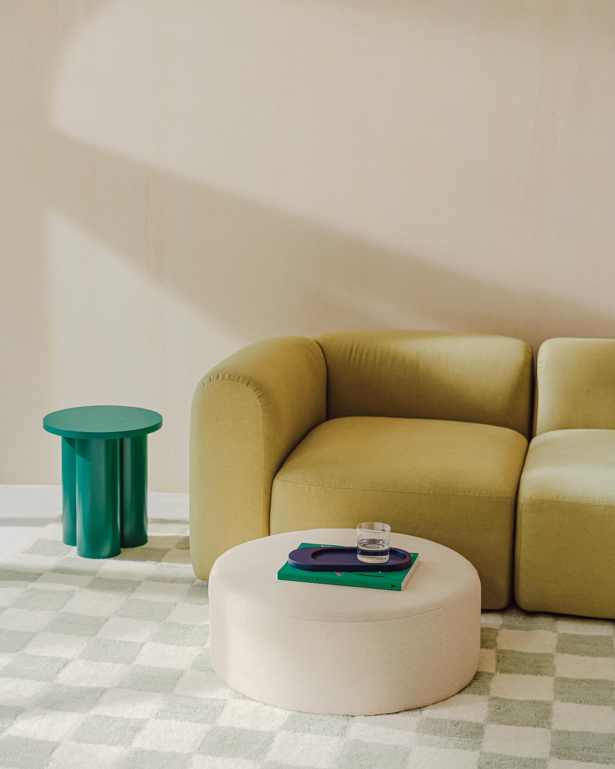 Wynne Recycled PET Polyester Round Knitted Outdoor/Indoor Pouf In