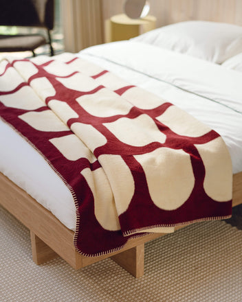 Gilli Throw