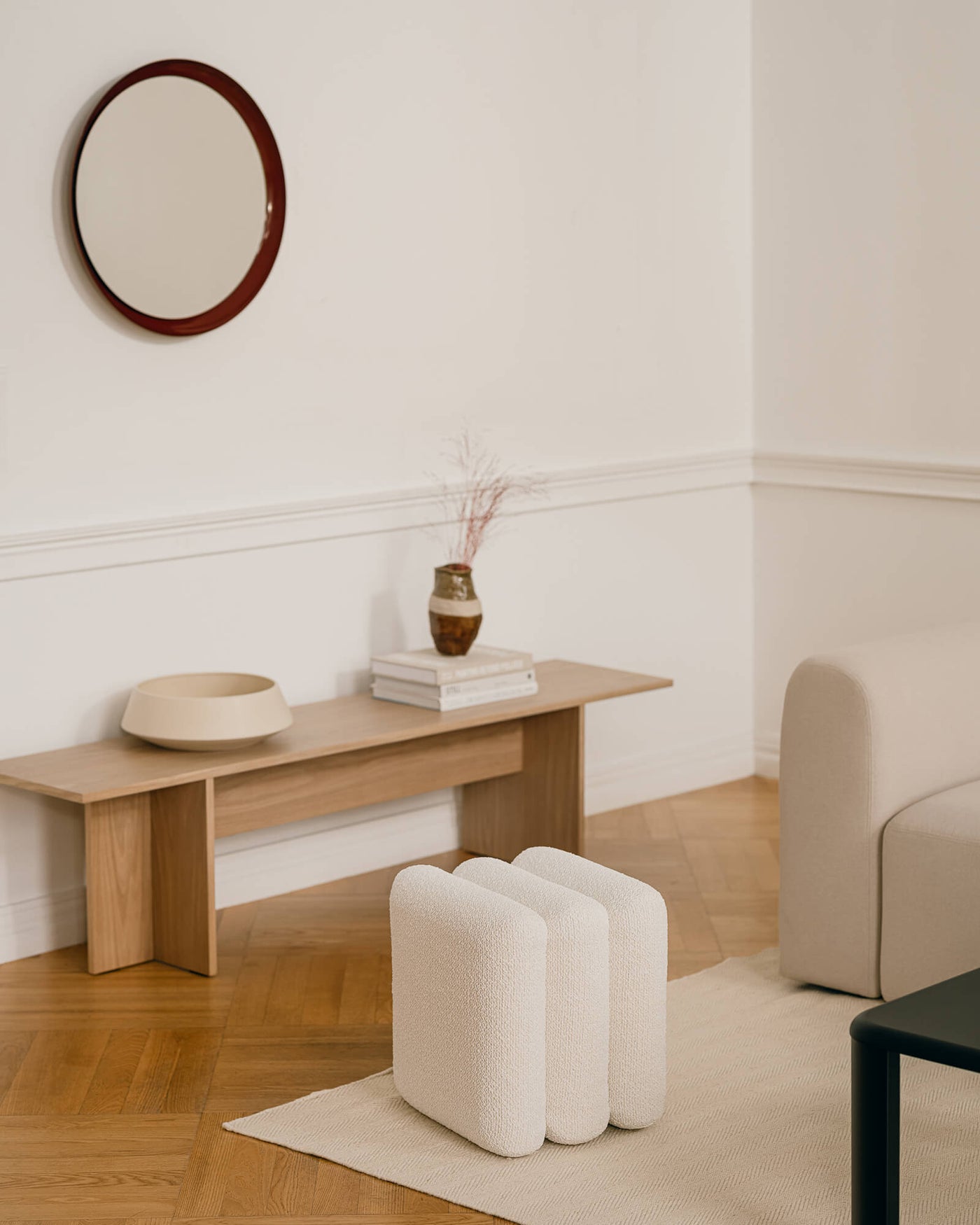 Hett Bench - large modern wooden oak dining bench - noo.ma