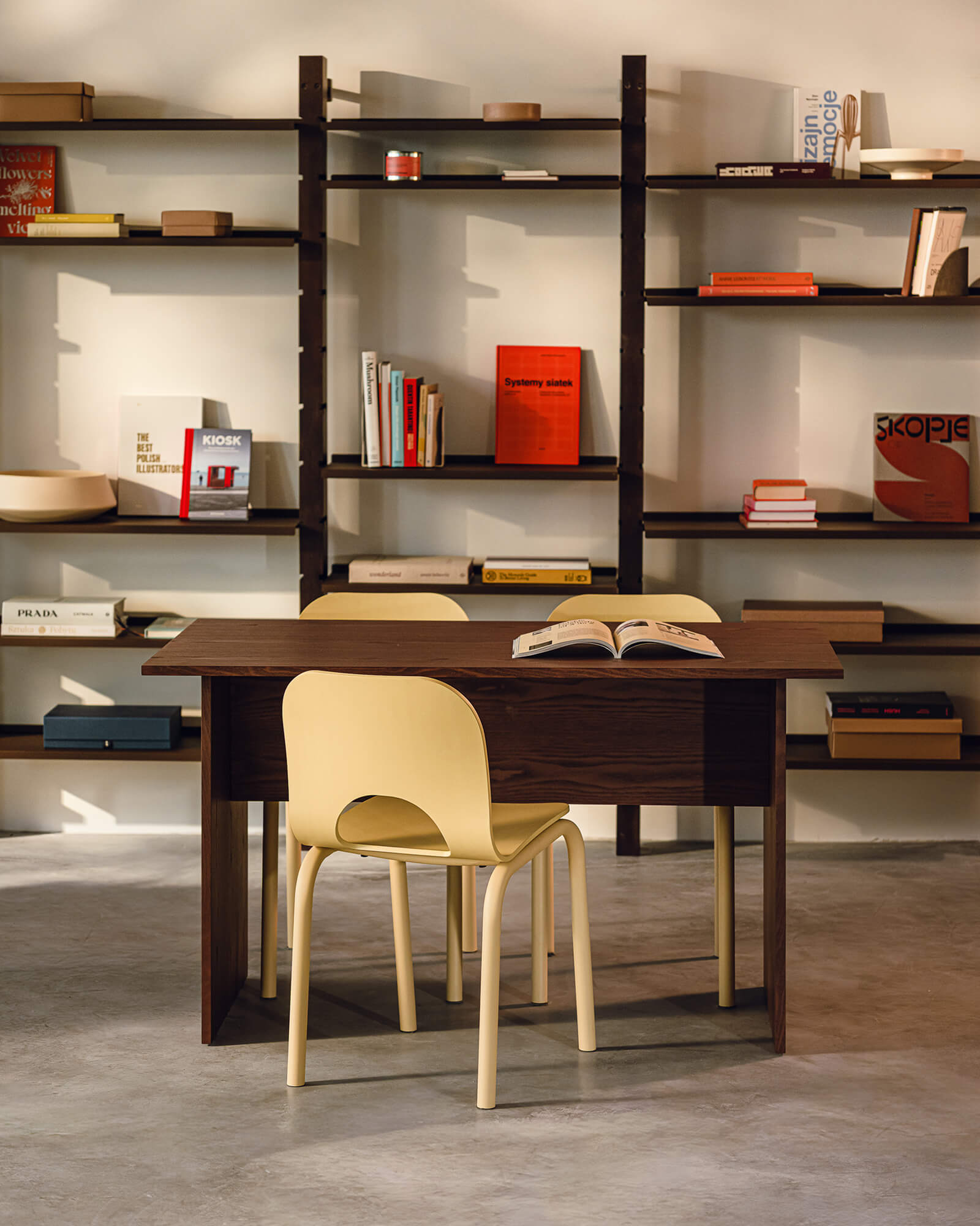 Hett Table - short