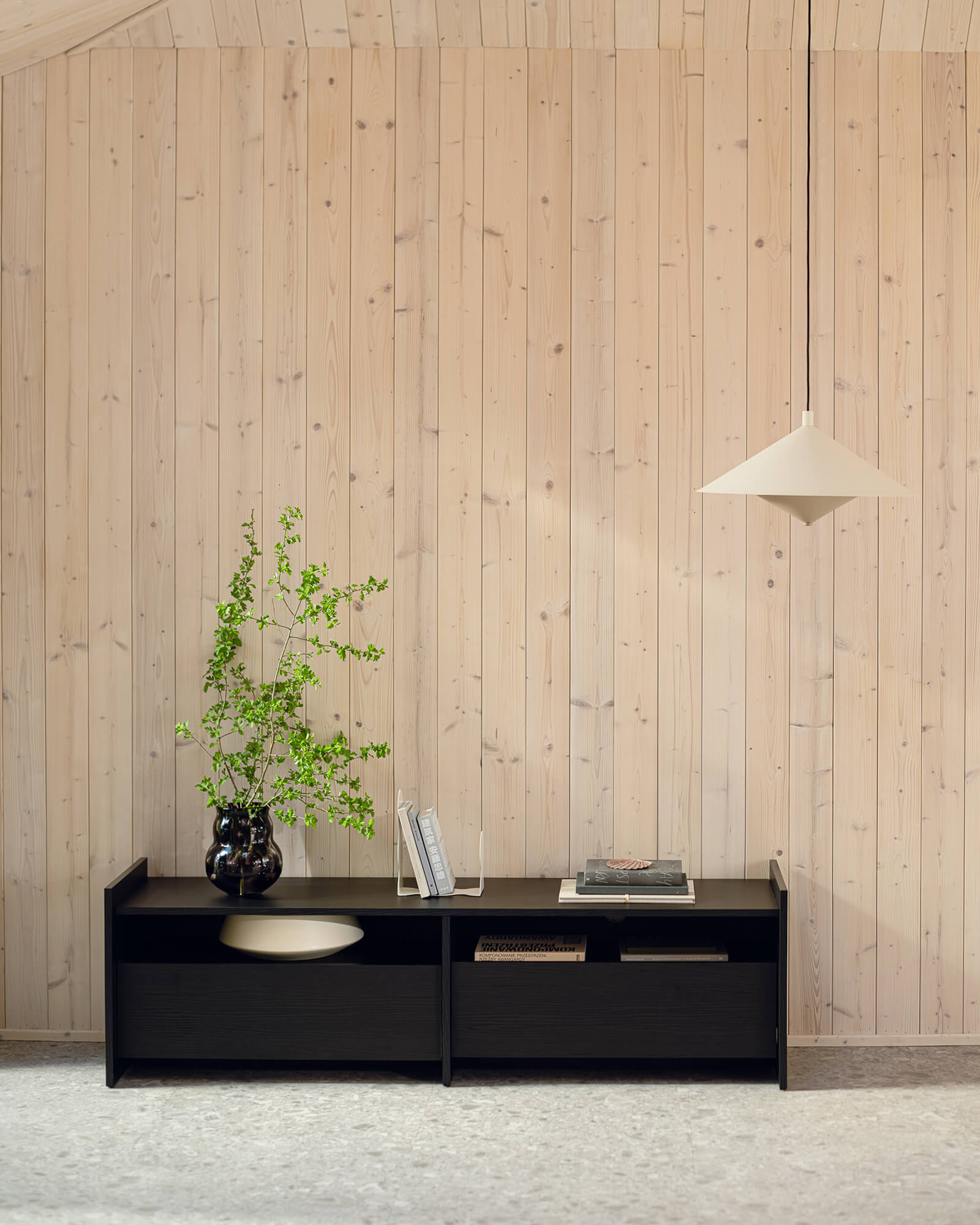 Hido TV Stand