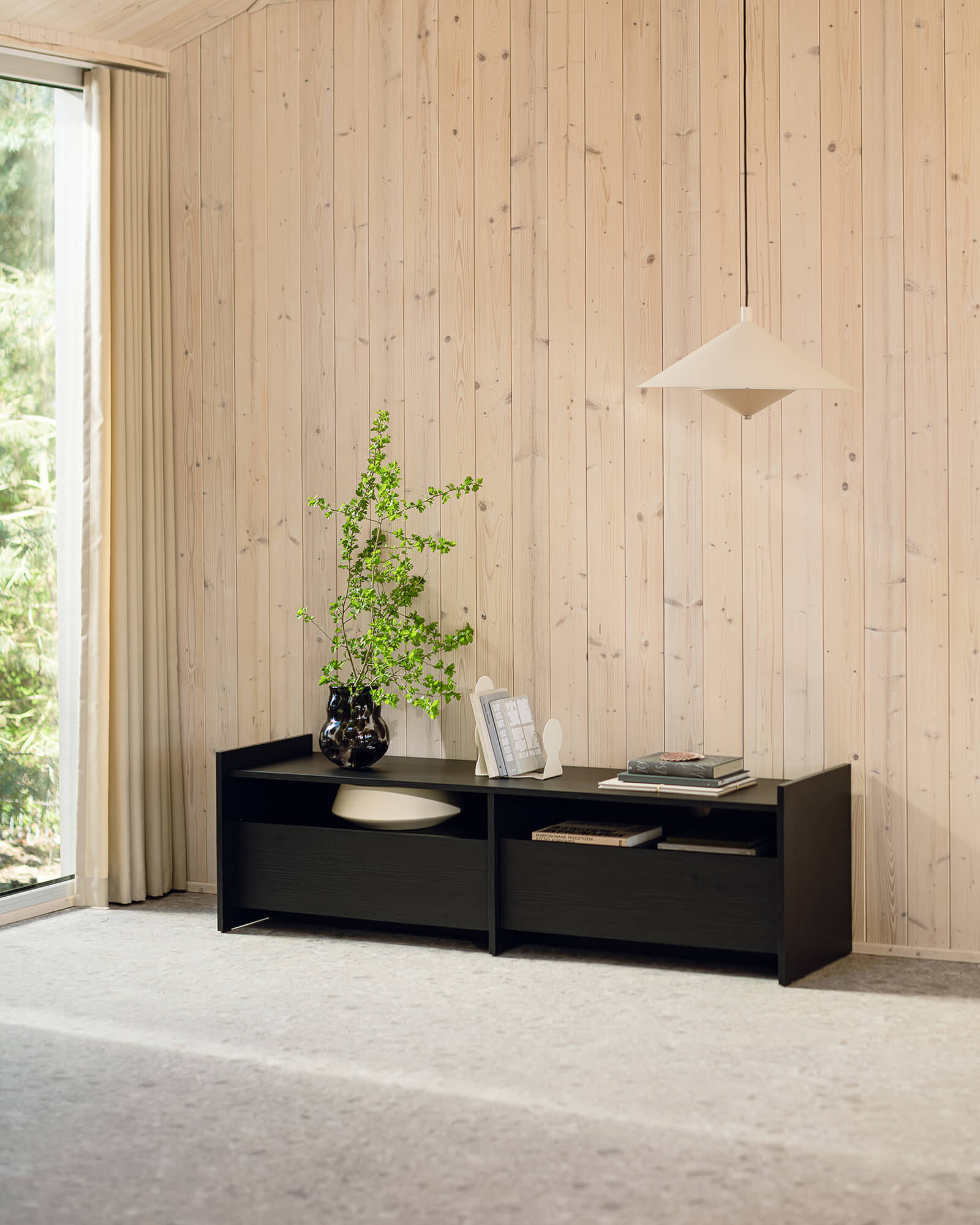 Hido TV Stand
