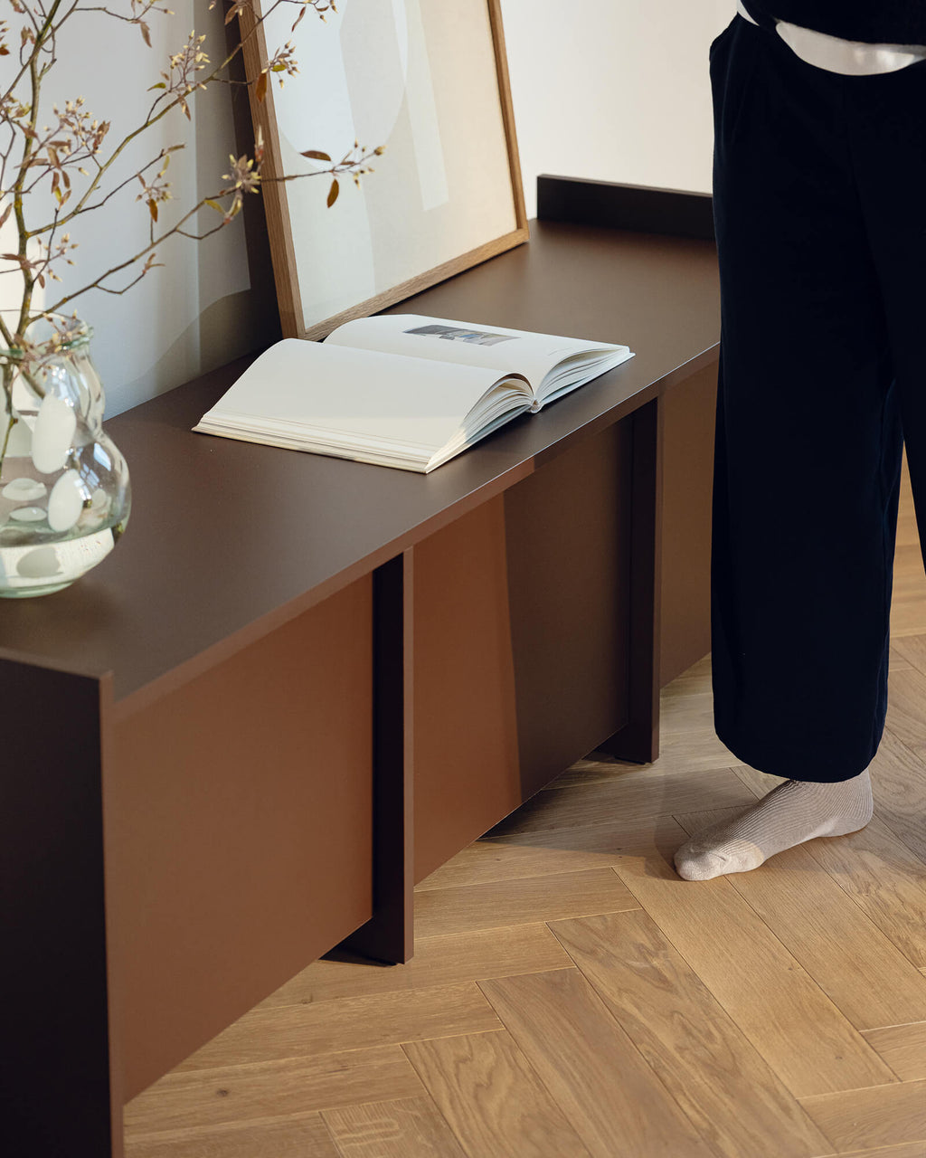 Hido TV Stand