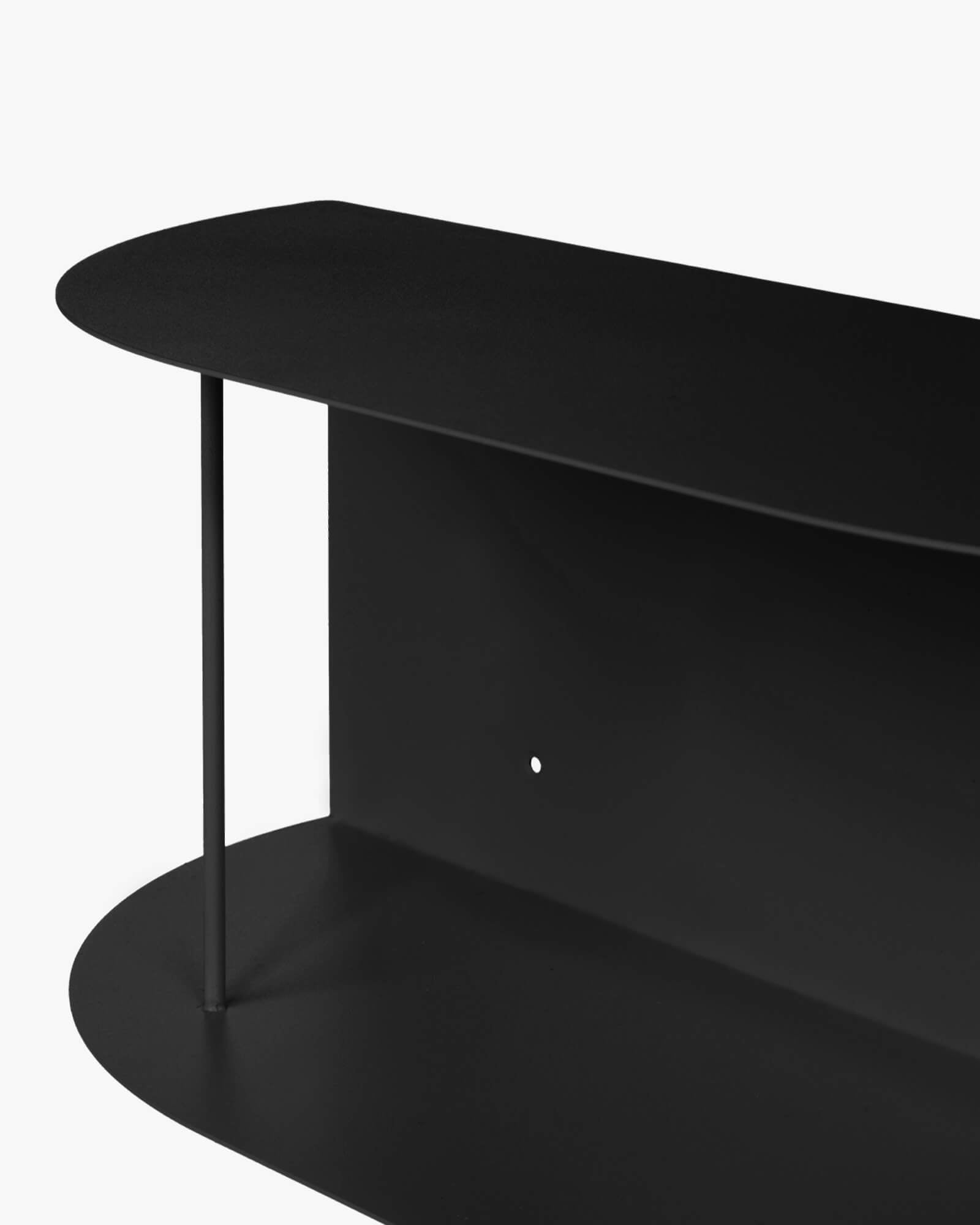 Lina Shelf - short