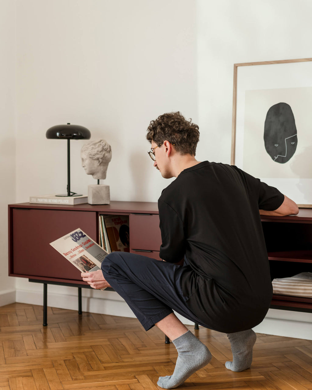 Mod TV Stand