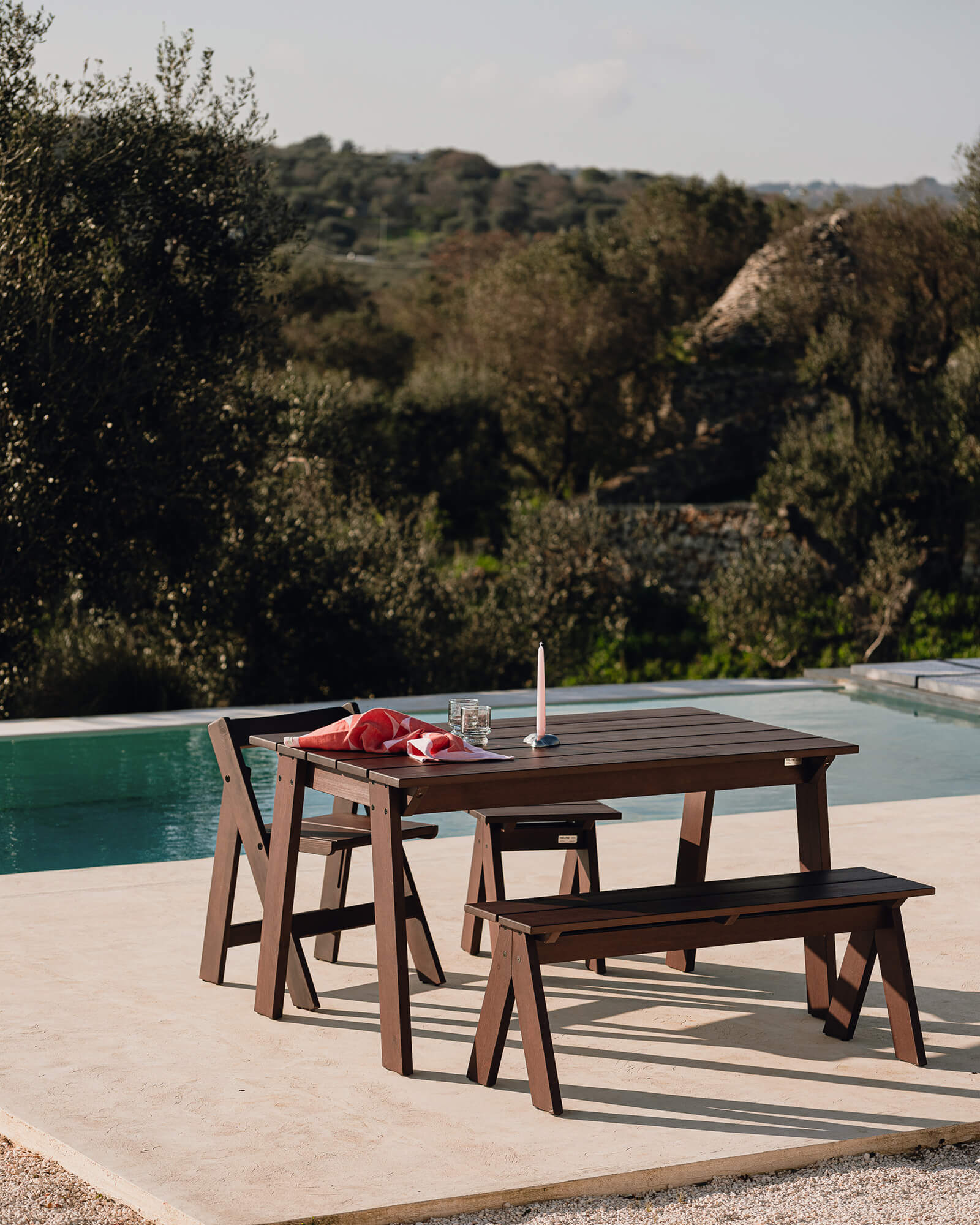 Navo Table - 79 x 77 cm