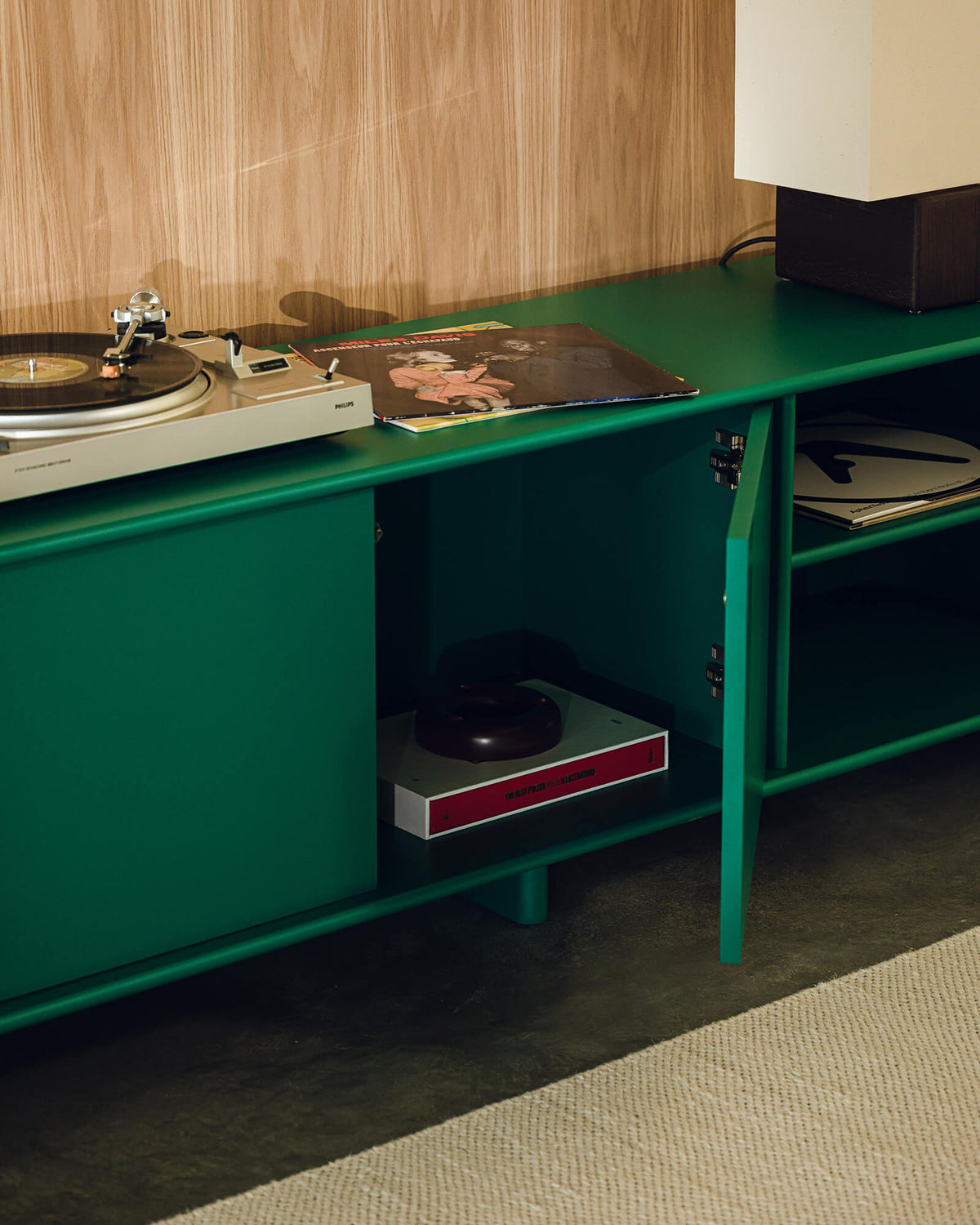 Rali TV Stand