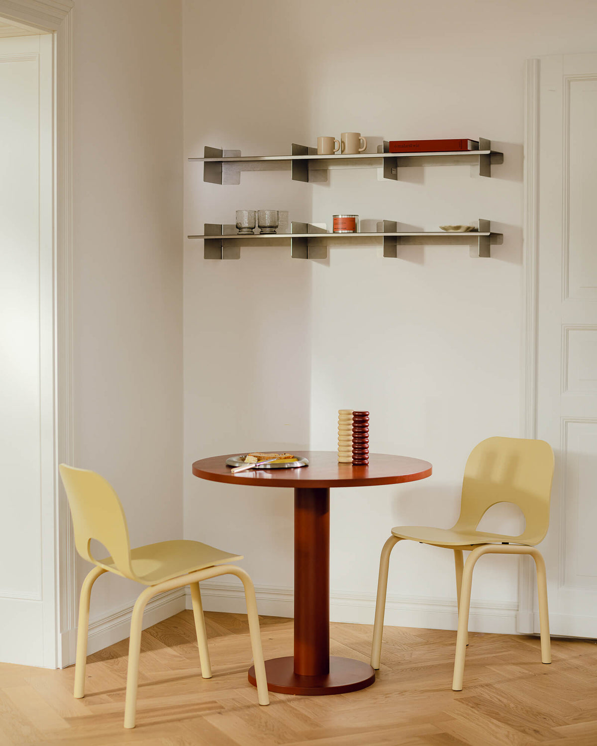 Sool Café Table – large