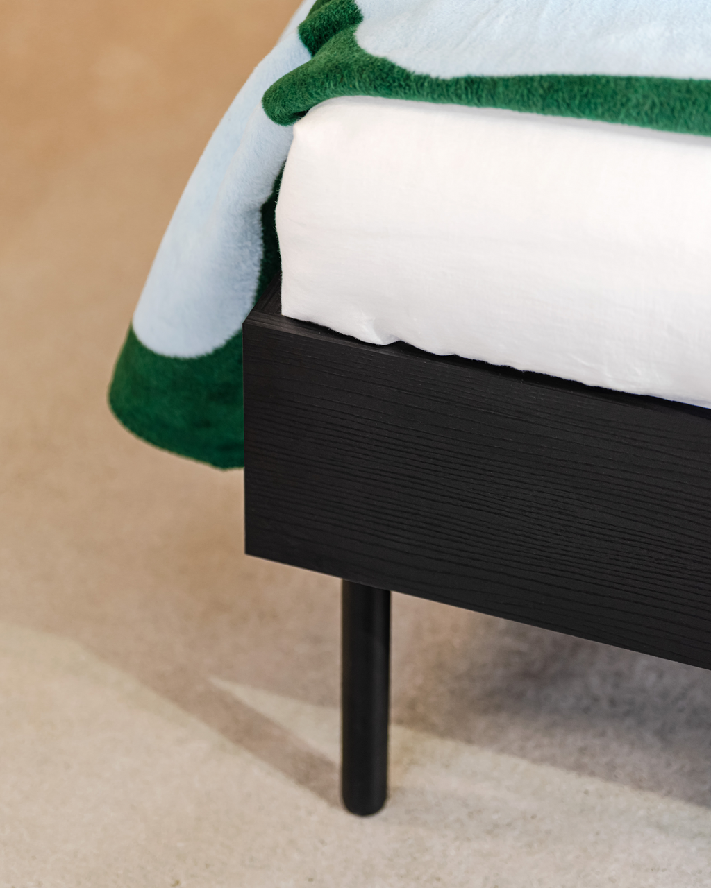 Streiko Bed
