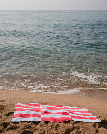 Su Beach Towel