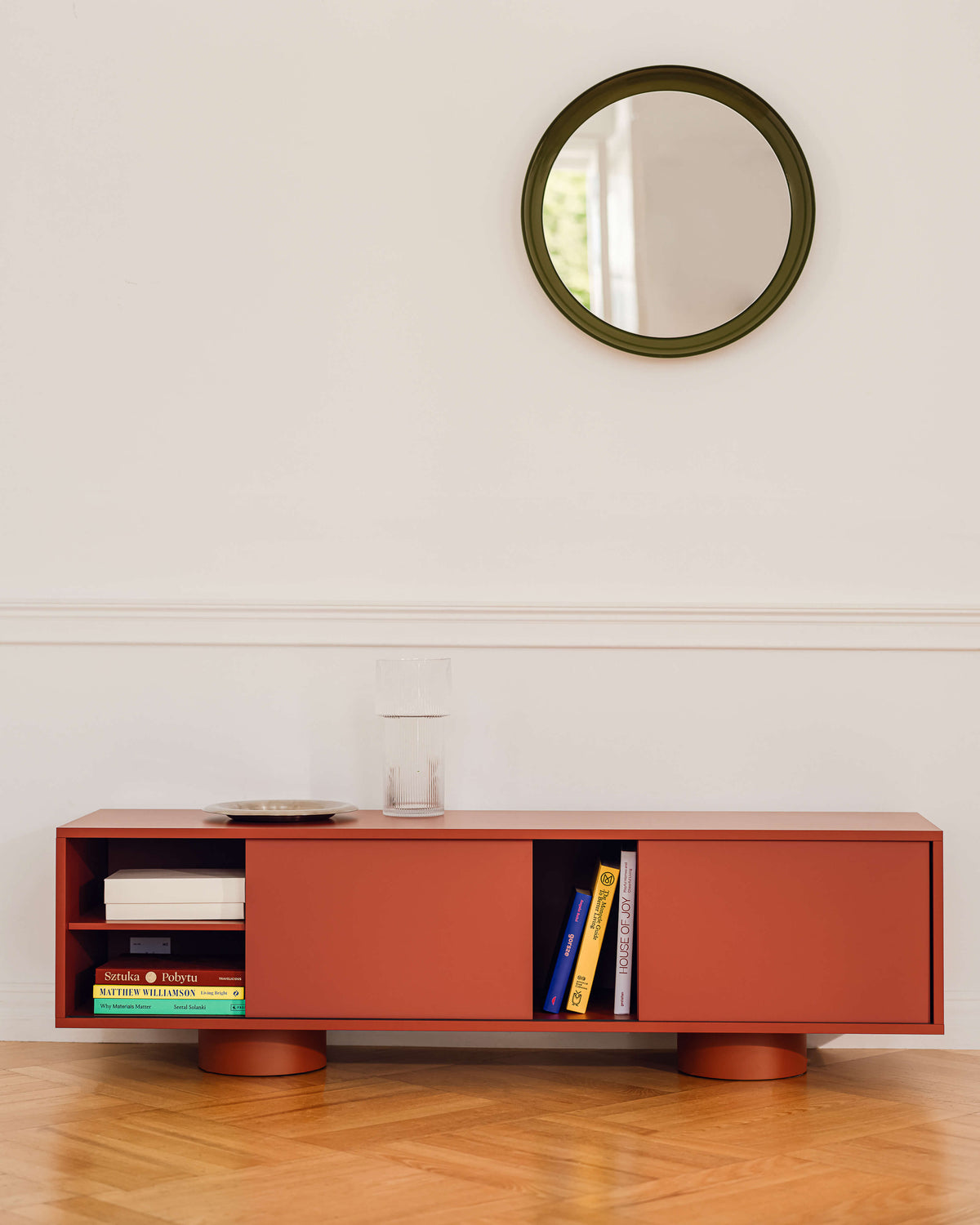 Taro TV Stand