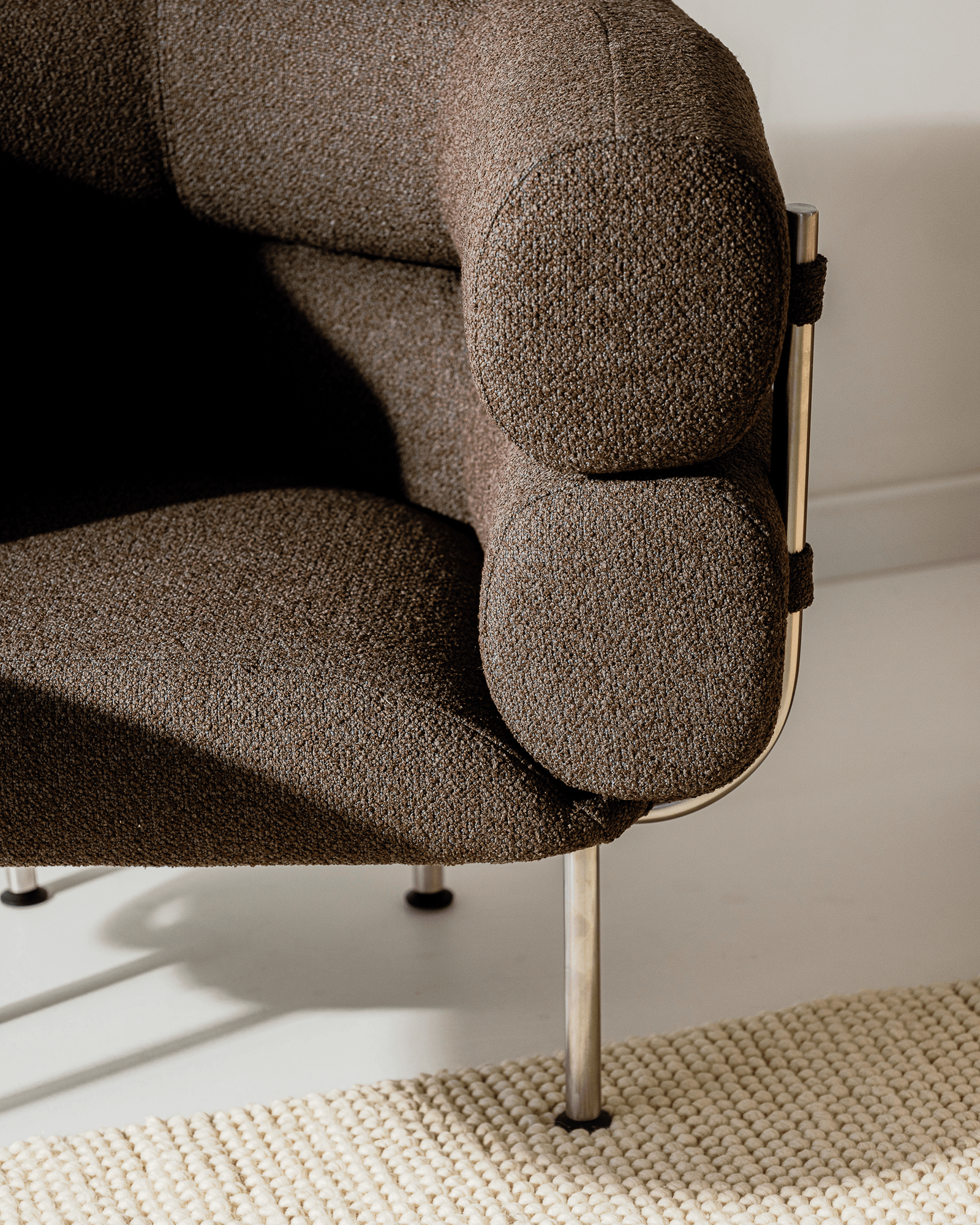 Ubi Armchair