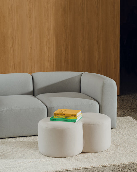 Umbo Pouf