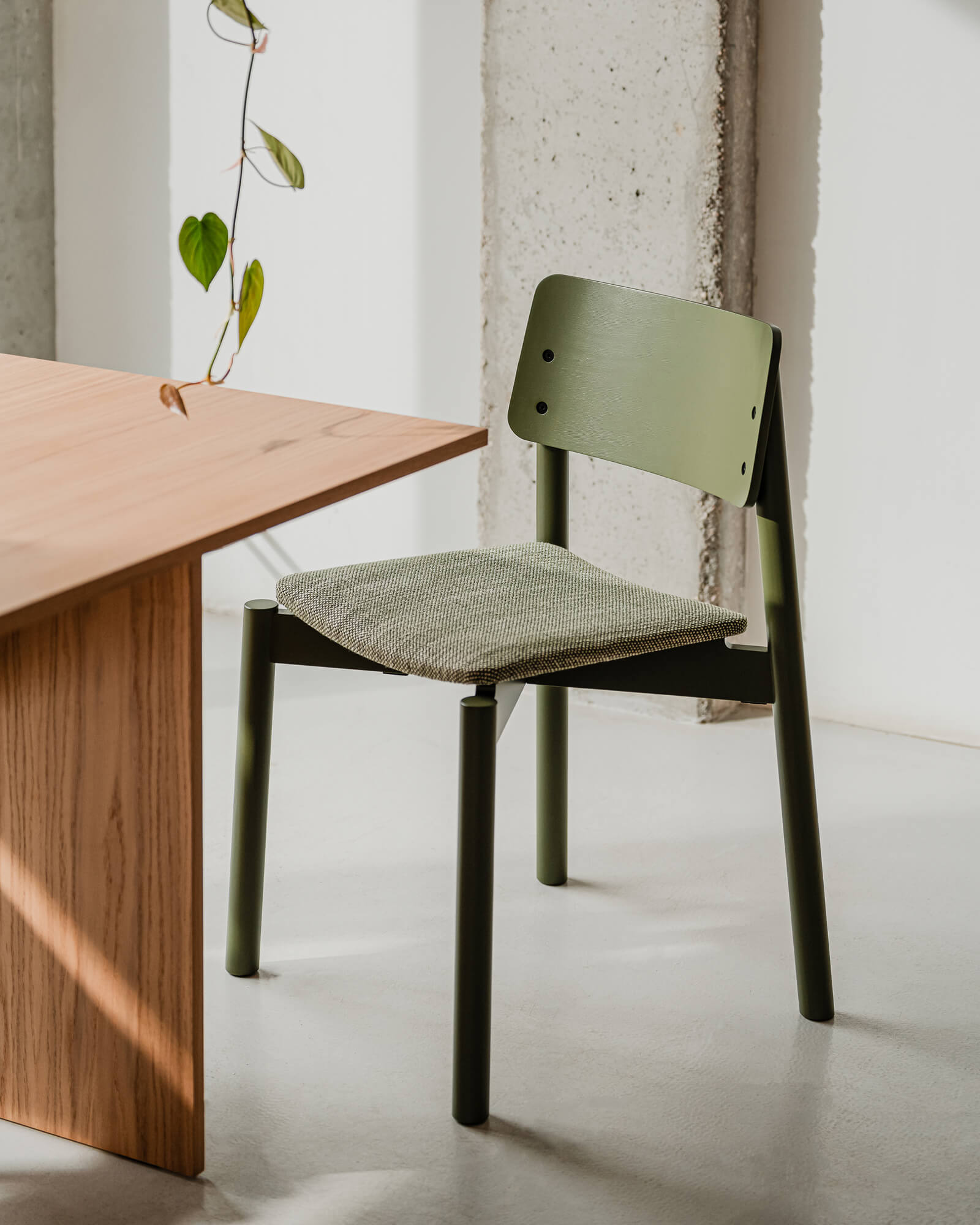Wem Chair