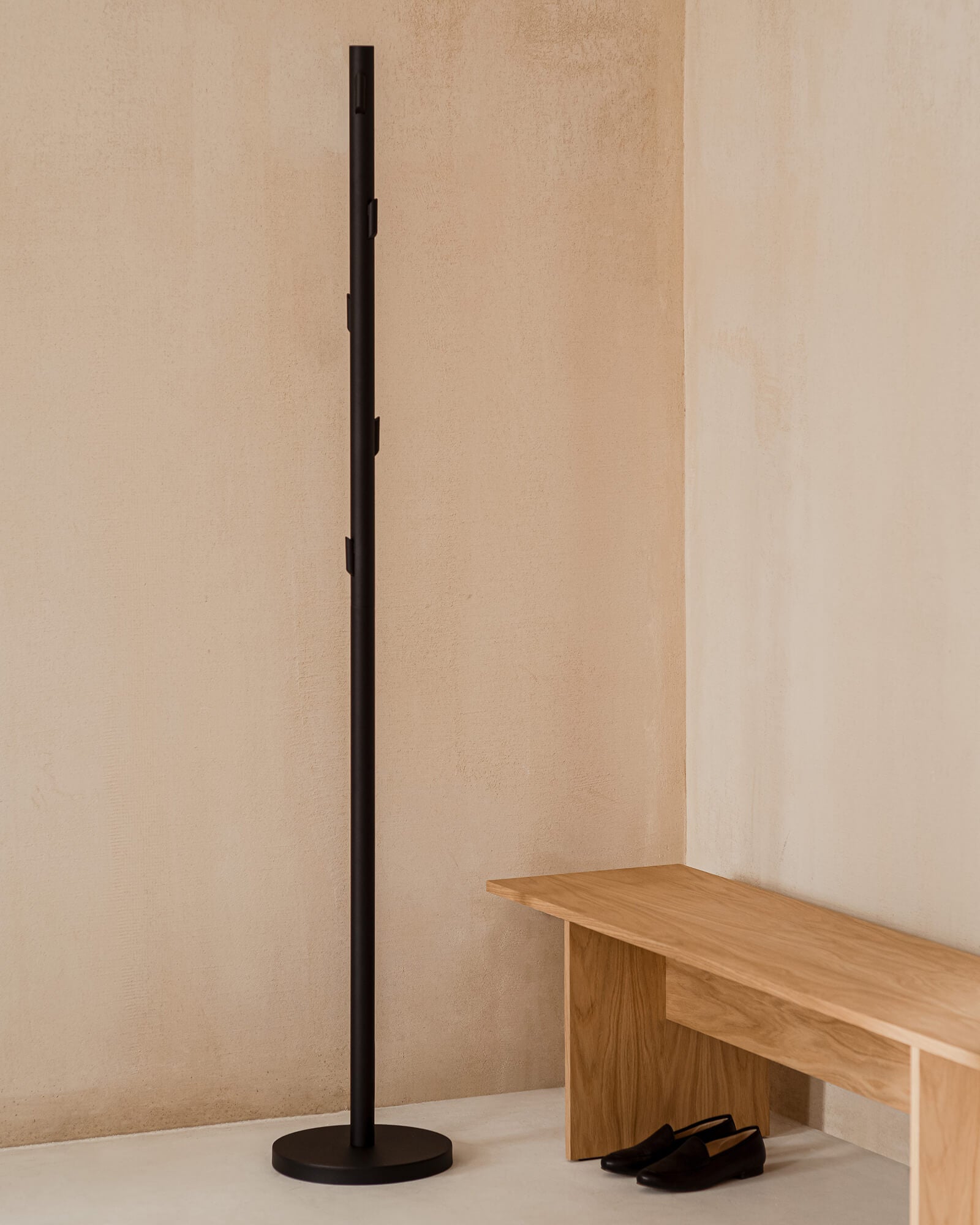 Yuko Coat Rack