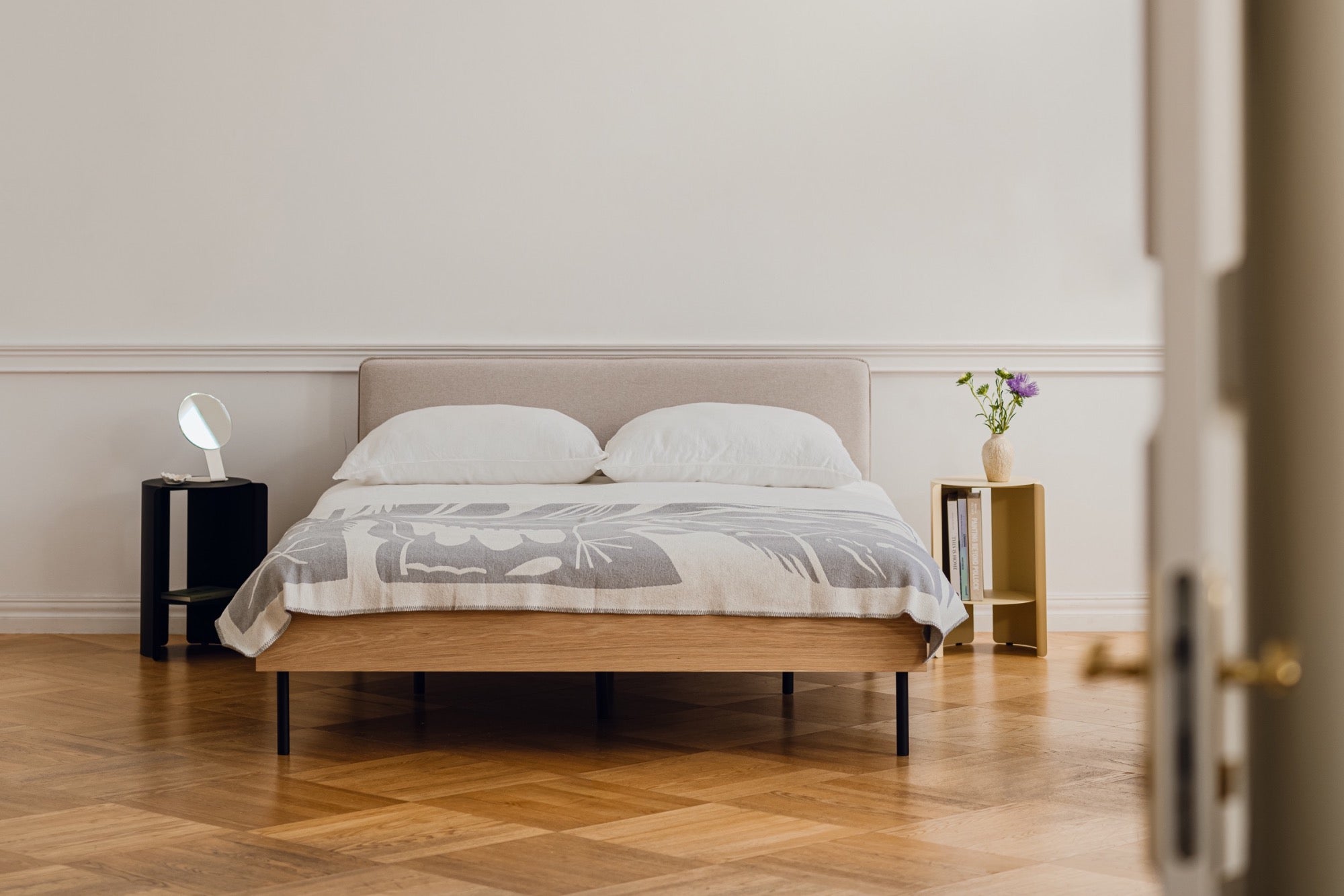 Streiko Bed Oak