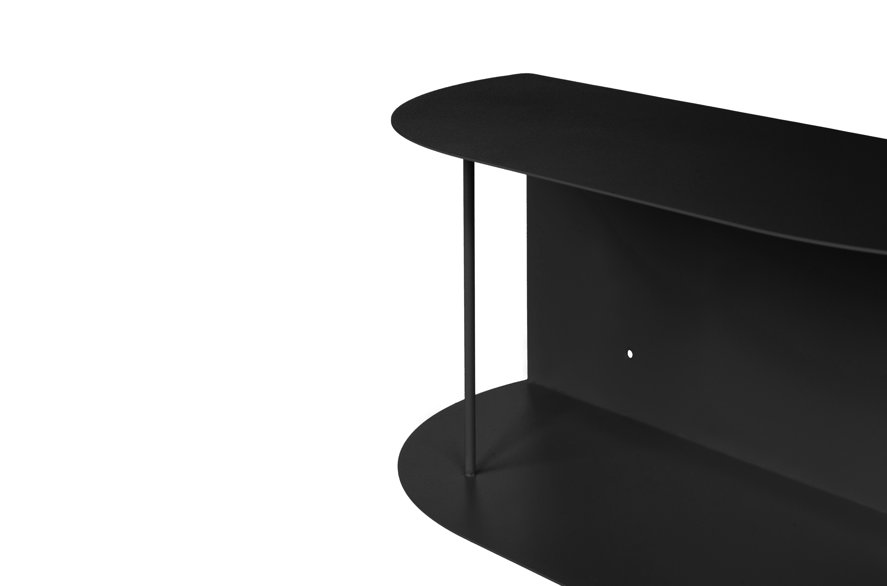 Lina Shelf - short